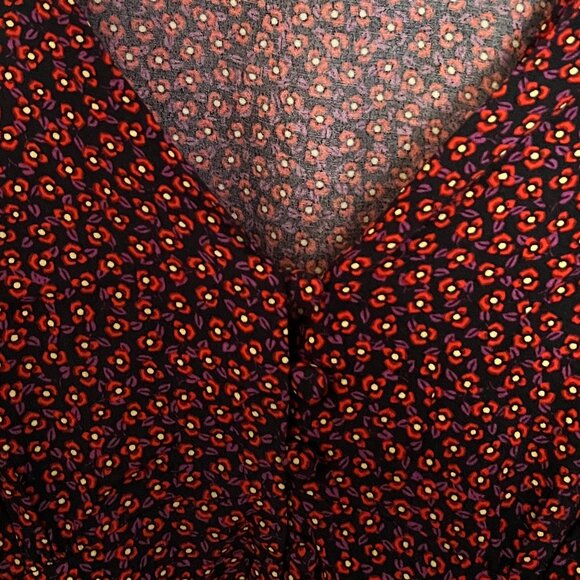 Mango floral print viscose midi dress. Long sleeved. Red and purple floral sz 8 - Picture 4 of 6